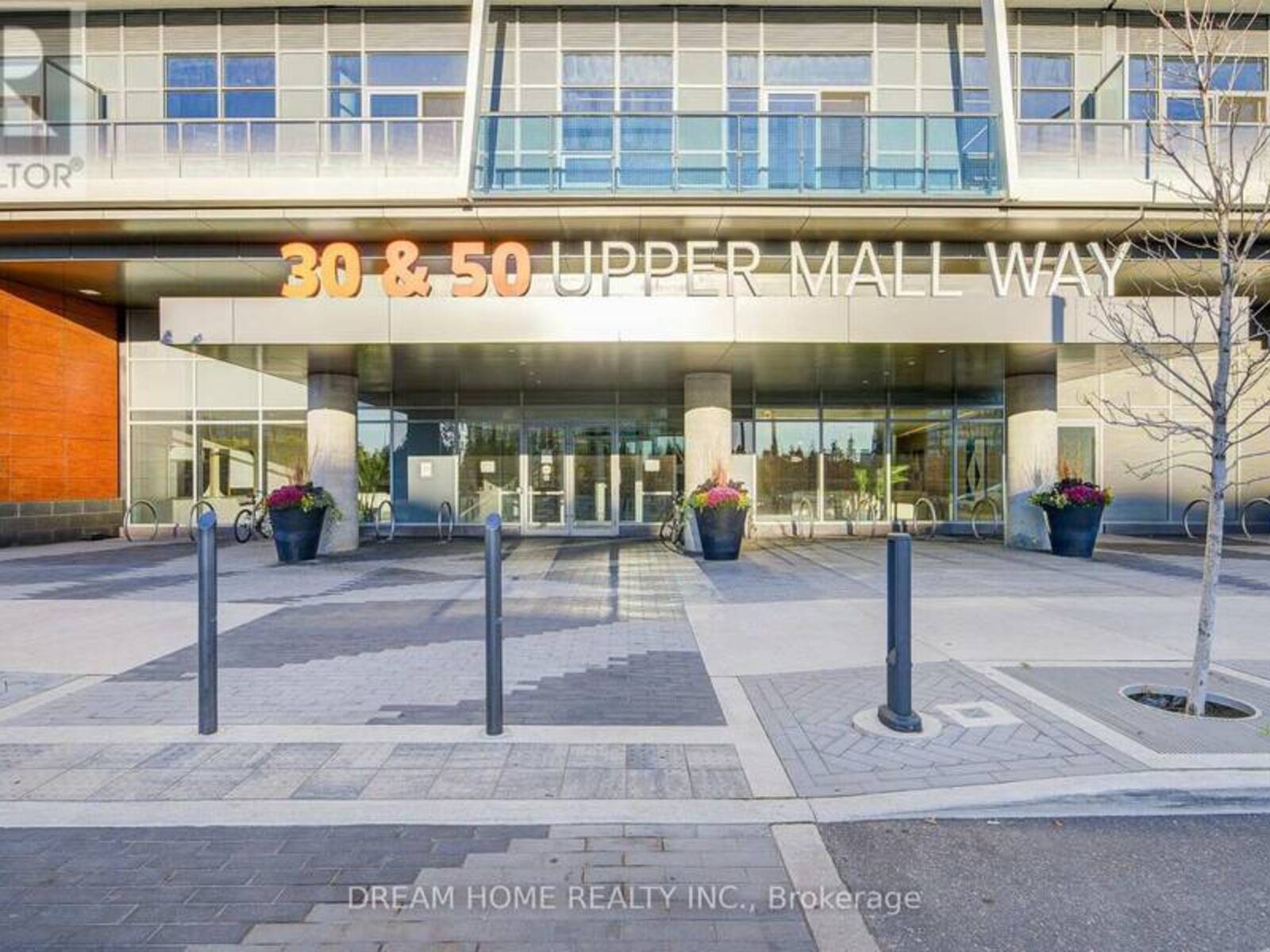 3407 - 30 UPPER MALL WAY, Vaughan, Ontario L4J 9L7