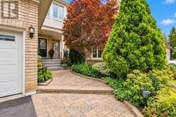 42 KAITLIN DRIVE | Richmond Hill Ontario | Slide Image Twelve