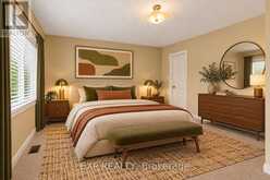 42 KAITLIN DRIVE | Richmond Hill Ontario | Slide Image Eight