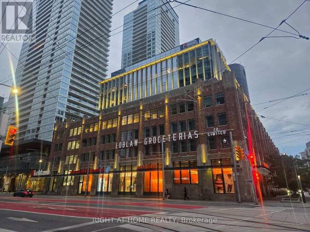 602 - 17 BATHURST STREET Toronto Ontario, M5V 0N1 - 3 Bedrooms Waterfront Condo For Sale