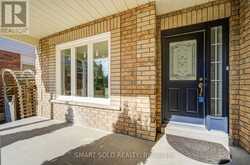 32 BROCKMAN CRESCENT | Ajax Ontario | Slide Image Three