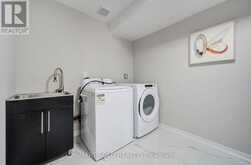 32 BROCKMAN CRESCENT | Ajax Ontario | Slide Image Eight