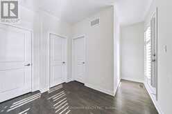 223 WHEAT BOOM DRIVE | Oakville Ontario | Slide Image Seventeen