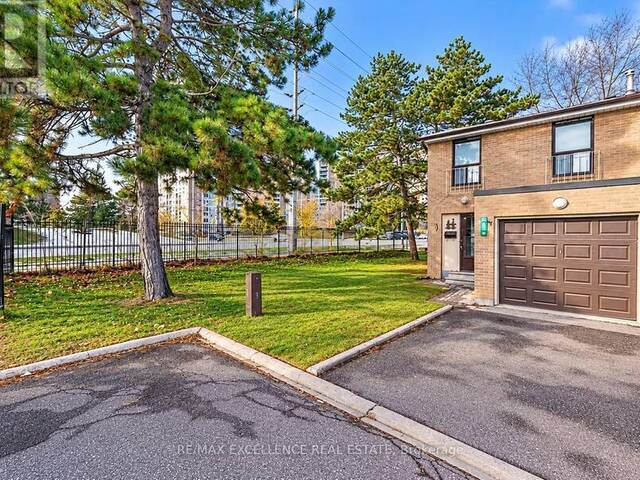 88 FLEETWOOD CRESCENT Brampton Ontario, L6T 2E5 - 5 Bedrooms Condo For Sale