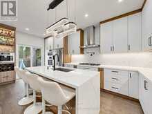 45 COLONIAL CRESCENT | Richmond Hill Ontario | Slide Image Sixteen