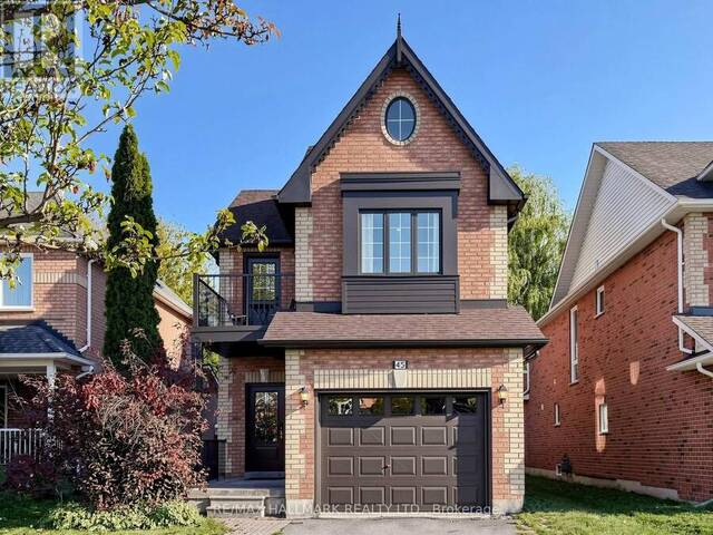 45 COLONIAL CRESCENT Richmond Hill Ontario, L4E 3X3 - 5 Bedrooms Home For Sale