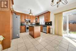 70 APPLEAIRE CRESCENT | Brampton Ontario | Slide Image Twelve