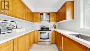 737 CABOTO TRAIL | Markham Ontario | Slide Image Twenty-two