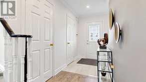 737 CABOTO TRAIL | Markham Ontario | Slide Image Four
