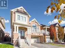 63 YAKEFARM BOULEVARD | Whitchurch-Stouffville Ontario | Slide Image Two
