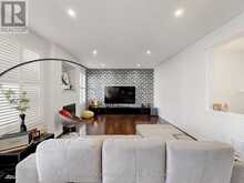 63 YAKEFARM BOULEVARD | Whitchurch-Stouffville Ontario | Slide Image Six
