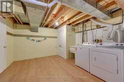 6100 WABUKAYNE COURT | Mississauga Ontario | Slide Image Thirty-two