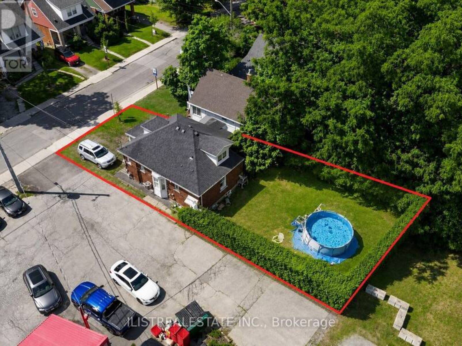 2 NORFOLK STREET N, Hamilton, Ontario L8S 3K1