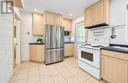 3143 SOUTH DRIVE | Burlington Ontario | Slide Image Six