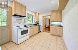 3143 SOUTH DRIVE | Burlington Ontario | Slide Image Seven