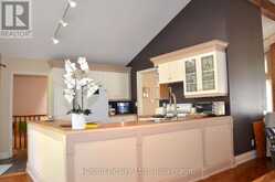 24 MONTCALM CRESCENT | Tiny Ontario | Slide Image Fifteen