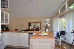 24 MONTCALM CRESCENT | Tiny Ontario | Slide Image Sixteen