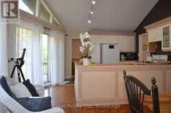 24 MONTCALM CRESCENT | Tiny Ontario | Slide Image Seventeen