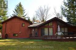 24 MONTCALM CRESCENT | Tiny Ontario | Slide Image Thirty-eight