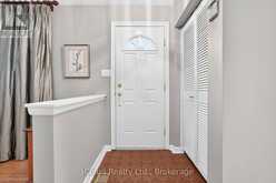 282 KENT CRESCENT | Burlington Ontario | Slide Image Twelve