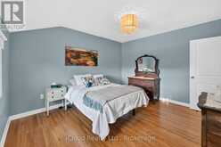 282 KENT CRESCENT | Burlington Ontario | Slide Image Thirty-seven