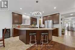 136 RIVEREDGE DRIVE | Georgina Ontario | Slide Image Eleven