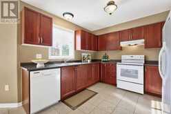 9 PATRICK DRIVE | Barrie Ontario | Slide Image Eighteen