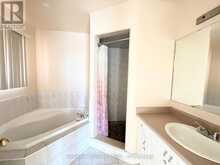 155 DRINKWATER ROAD | Brampton Ontario | Slide Image Fifteen