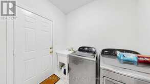 18 KAWANA ROAD | Brampton Ontario | Slide Image Sixteen