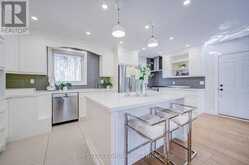 615 PARKSIDE DRIVE | Oakville Ontario | Slide Image Ten