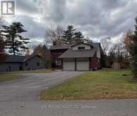 40 GOLF COURSE ROAD | Bracebridge Ontario | Slide Image Forty-four