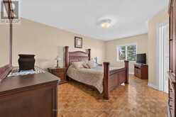 70 CASTILLIAN DRIVE | Vaughan Ontario | Slide Image Ten