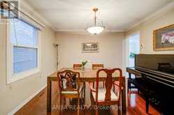 8 MILLCROFT WAY | Vaughan Ontario | Slide Image Ten