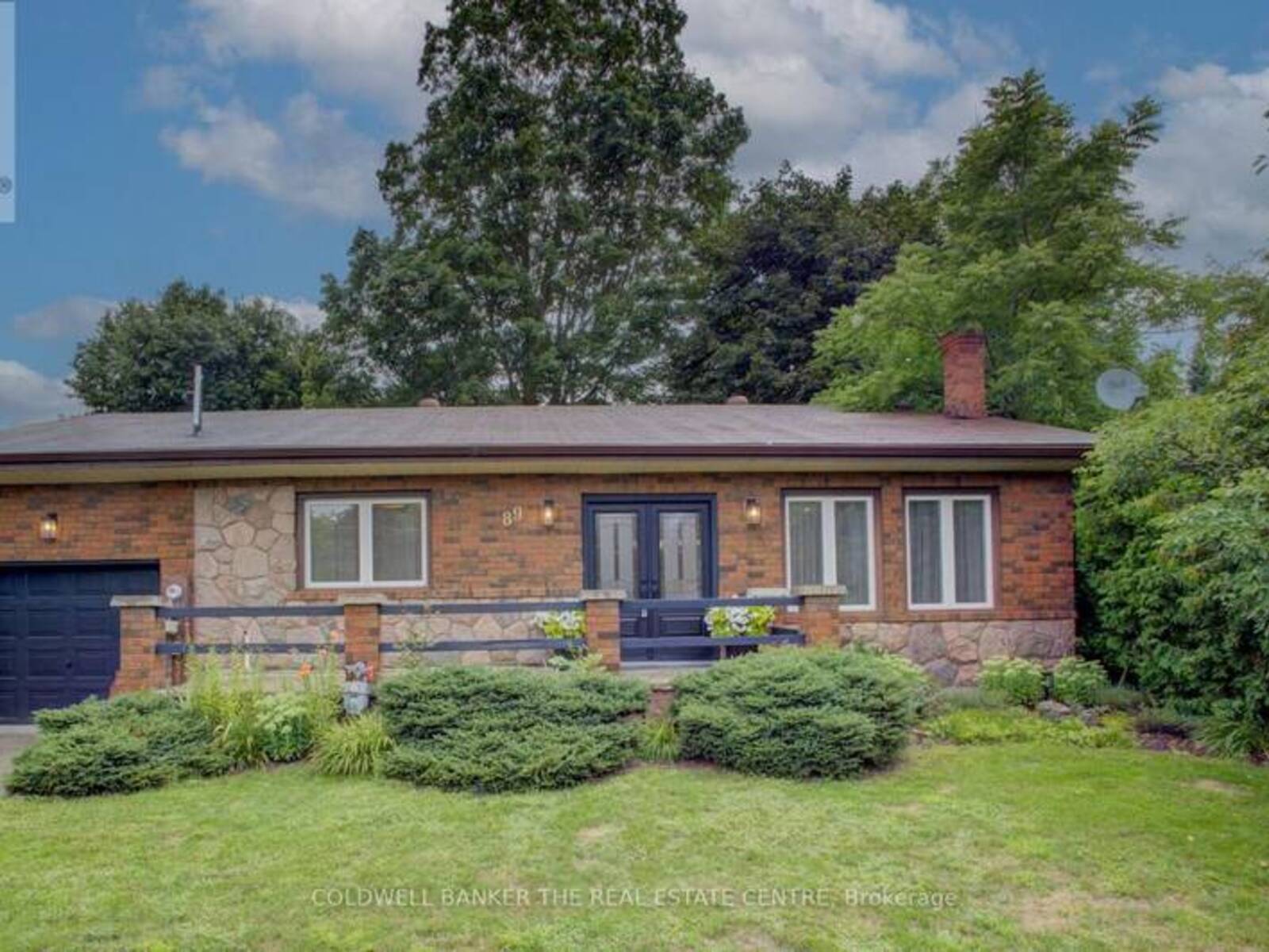 89 KING STREET, Angus, Ontario L0M 1B0