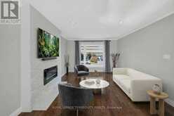 9 BRIGHTBAY CRESCENT | Markham Ontario | Slide Image Six