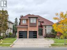 99 BOXWOOD CRESCENT | Markham Ontario | Slide Image One