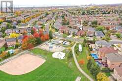 99 BOXWOOD CRESCENT | Markham Ontario | Slide Image Five