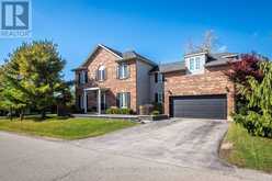 3 VALLEY RIDGE LANE | Hamilton Ontario | Slide Image Two