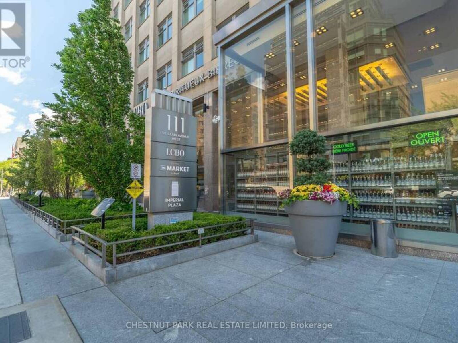 320 - 111 ST CLAIR AVENUE W, Toronto, Ontario M4V 1N5