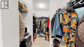 7 SUNDEW LANE | Richmond Hill Ontario | Slide Image Eighteen