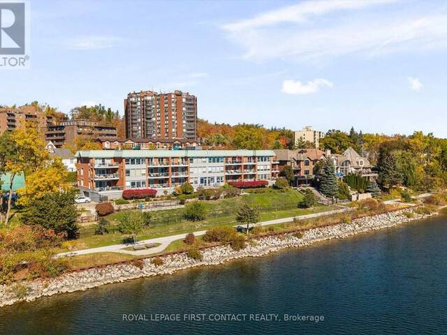 308 - 21 KEMPENFELT DRIVE Barrie Ontario, L4M 1B8 - 2 Bedrooms Condo For Sale