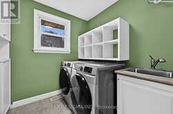239 WARNICA ROAD | Barrie Ontario | Slide Image Fifteen