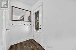 239 WARNICA ROAD | Barrie Ontario | Slide Image Eight