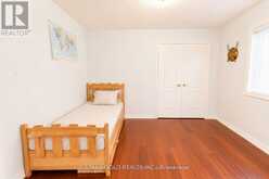 12 HIGHVALLEY CIRCLE | Brampton Ontario | Slide Image Thirteen