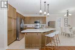 6 SHUTER LANE | Brampton Ontario | Slide Image Twelve