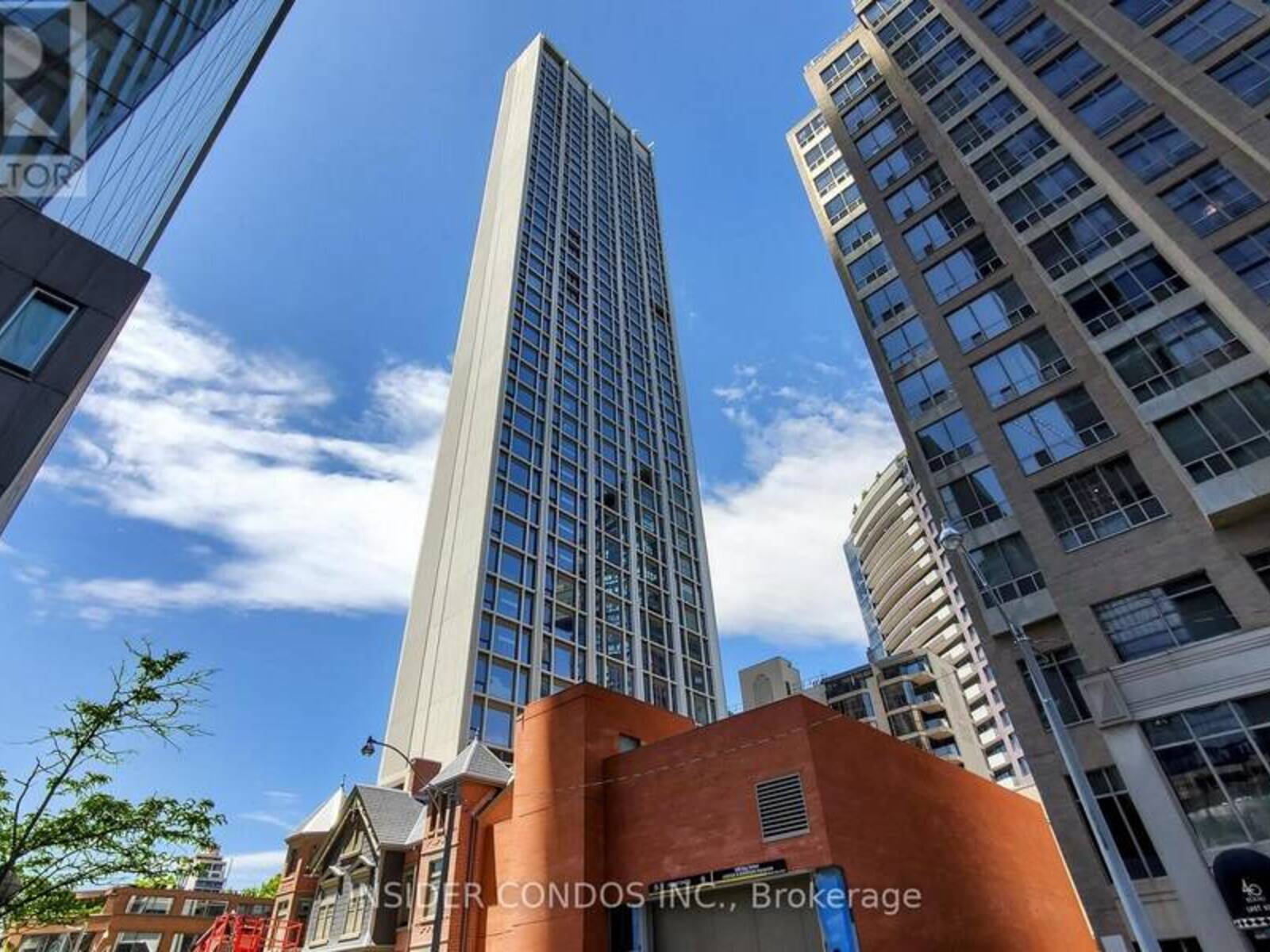 1703 - 1315 BAY STREET, Toronto, Ontario M5R 2C4