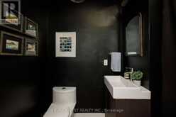 12 STRICKLAND AVENUE | Toronto Ontario | Slide Image Eighteen