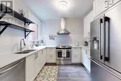 758 RICHMOND STREET W | Toronto Ontario | Slide Image Seven
