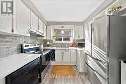 523 BRENTWOOD AVENUE | Oshawa Ontario | Slide Image Thirteen