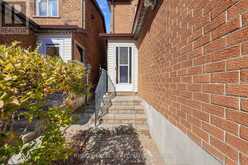 97 TANGMERE CRESCENT | Markham Ontario | Slide Image Three